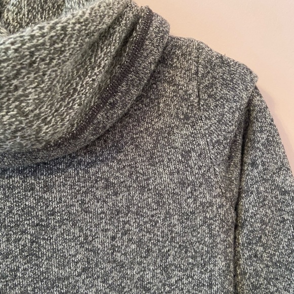 SOLD🌟J.Crew sweater - Picture 2 of 2